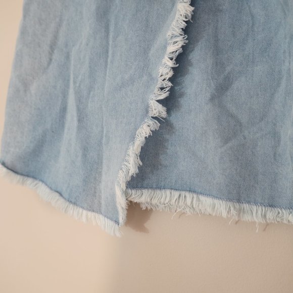 Tobi NWT Light Denim Asymmetrical Mini Skirt - Picture 5 of 8